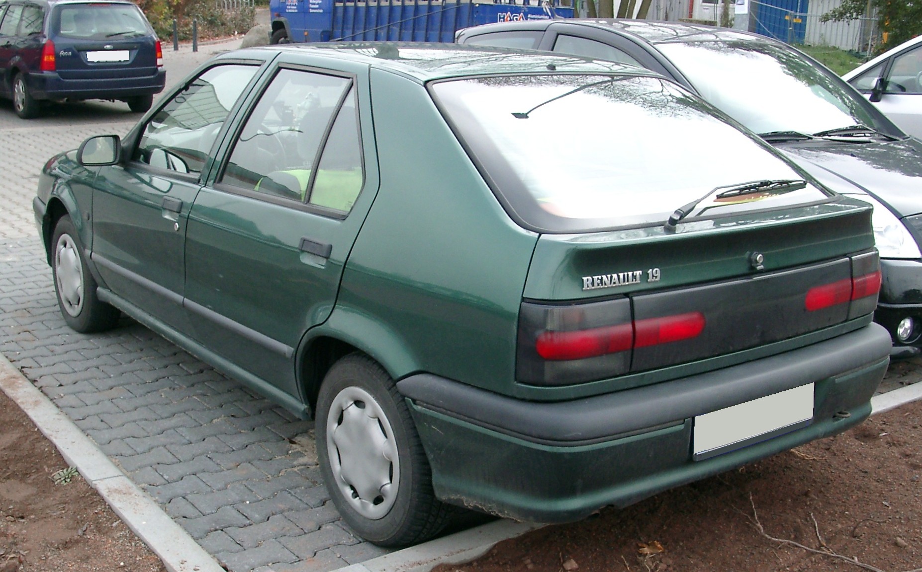 Renault 19