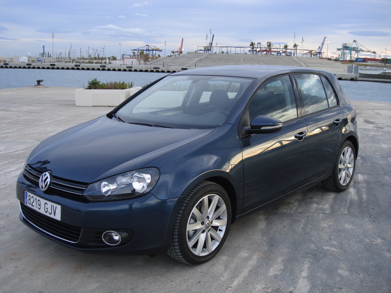 Volkswagen Golf VI